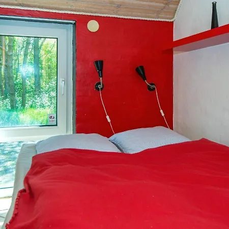 16 Person Holiday In בית נופש